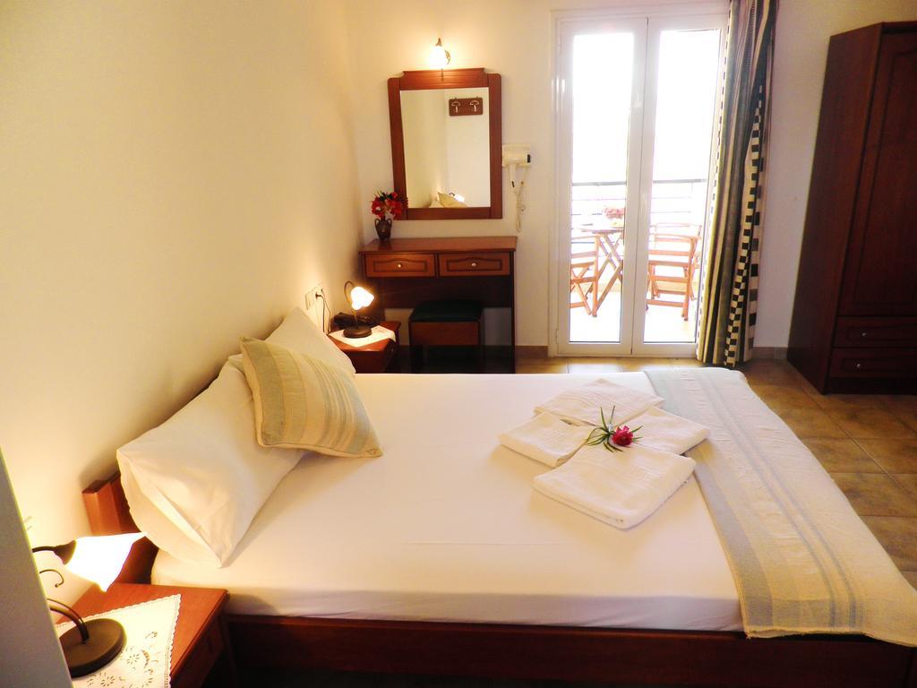 Giannikas Apartments Livadi  Esterno foto