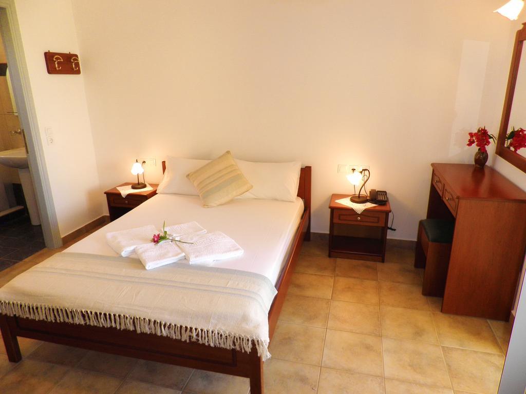 Giannikas Apartments Livadi  Esterno foto