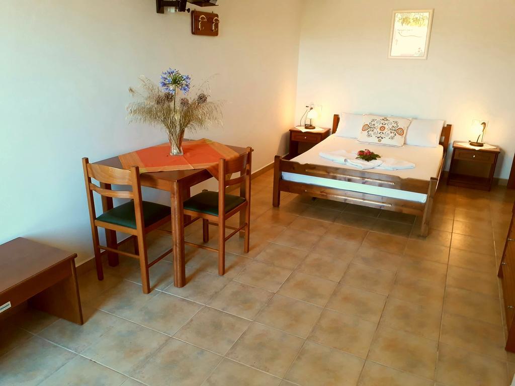 Giannikas Apartments Livadi  Esterno foto